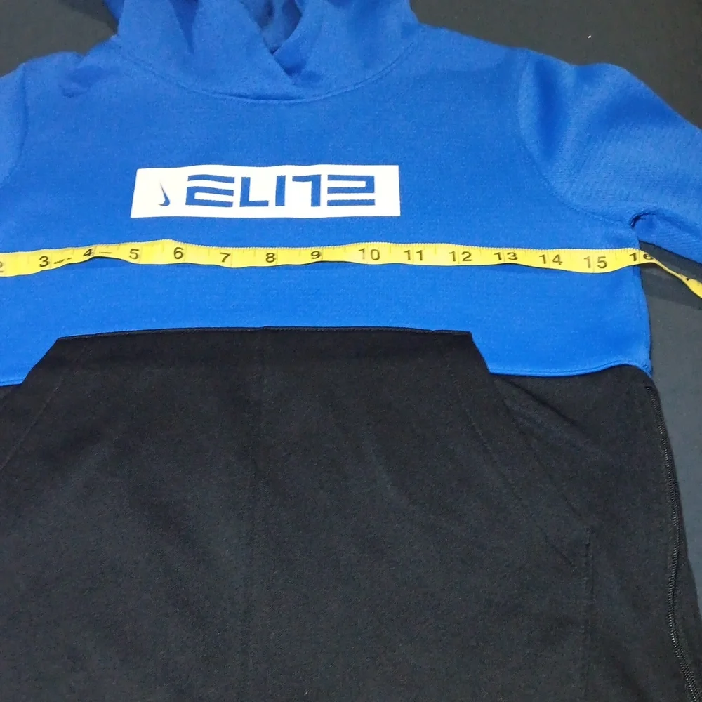 Nike Dri-FIT Blue Apparel